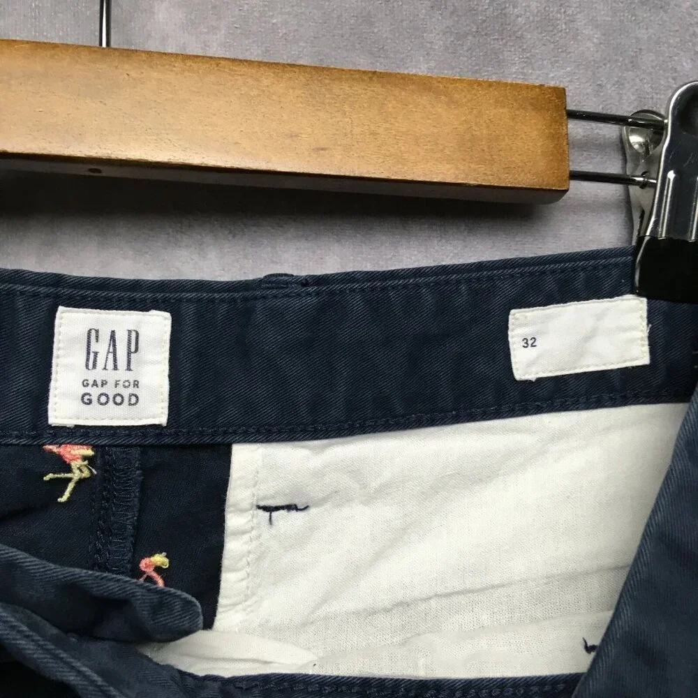 Gap Mens‎ Shorts size 32 Blue Chino Flamingo Embroidery Flat Front Rough Hem